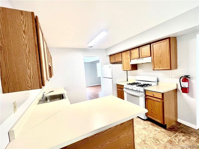 51 Woodlake Drive, Middletown, NY 10940