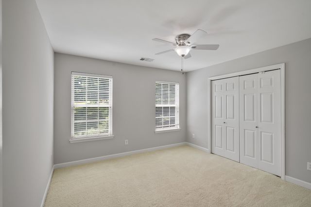 1011 Dickens Dr, Mount Juliet, TN 37122
