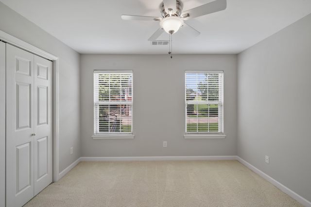 1011 Dickens Dr, Mount Juliet, TN 37122