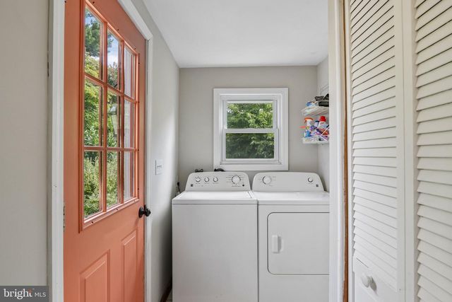 304 HILLSIDE AVE, Jenkintown, PA 19046