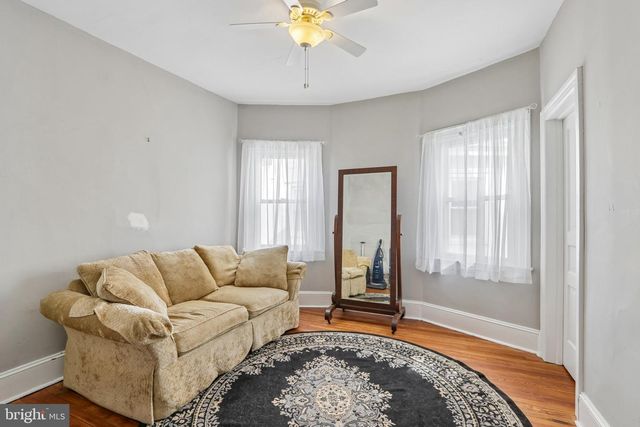 304 HILLSIDE AVE, Jenkintown, PA 19046