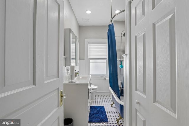 304 HILLSIDE AVE, Jenkintown, PA 19046