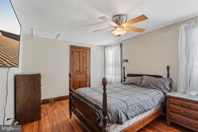 304 HILLSIDE AVE, Jenkintown, PA 19046
