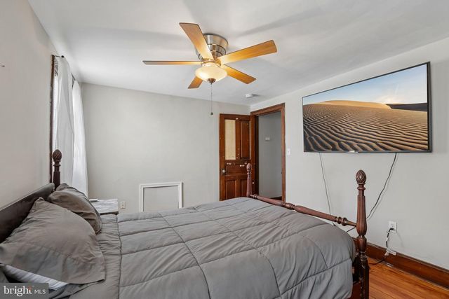 304 HILLSIDE AVE, Jenkintown, PA 19046