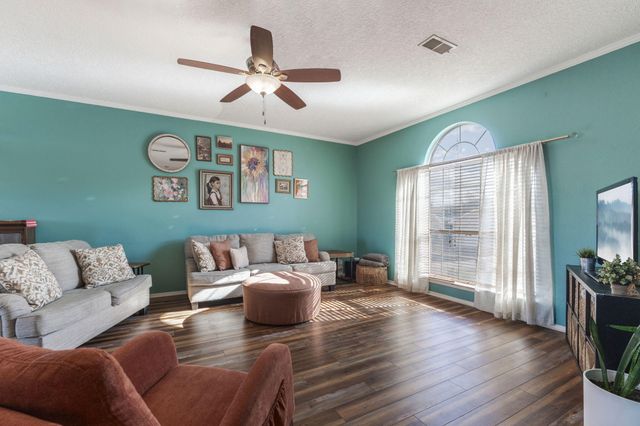 10331 Cedar Springs Place NW, Albuquerque, NM 87114