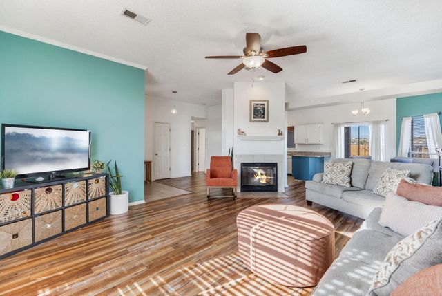 10331 Cedar Springs Place NW, Albuquerque, NM 87114