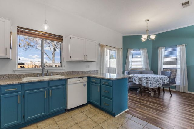 10331 Cedar Springs Place NW, Albuquerque, NM 87114