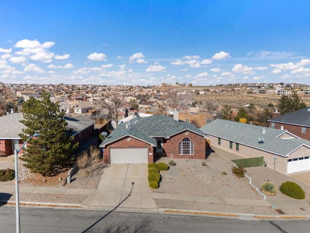 10331 Cedar Springs Place NW, Albuquerque, NM 87114