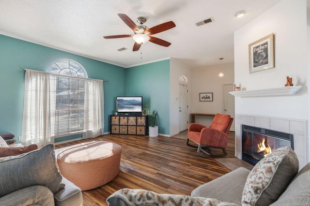 10331 Cedar Springs Place NW, Albuquerque, NM 87114