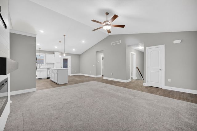 2417 Merle Huff Avenue, Norwalk, IA 50211