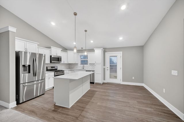 2417 Merle Huff Avenue, Norwalk, IA 50211