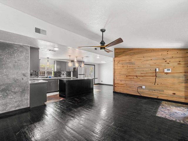 1333 Lupine Rd, Gilmer, TX 75644