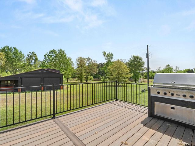 1333 Lupine Rd, Gilmer, TX 75644