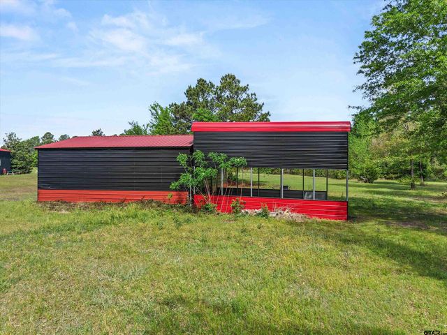 1333 Lupine Rd, Gilmer, TX 75644