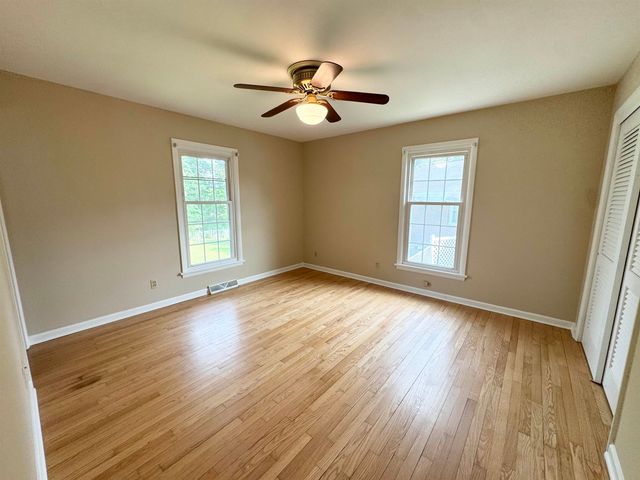 137 Willoughby Avenue, Huntington, WV 25705