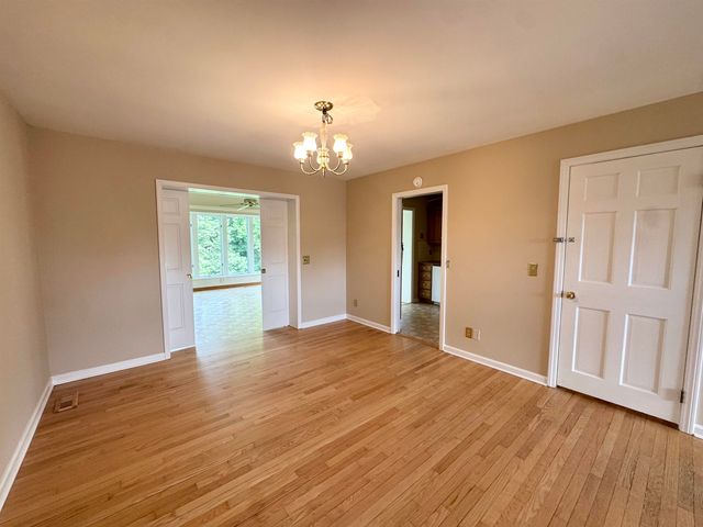 137 Willoughby Avenue, Huntington, WV 25705