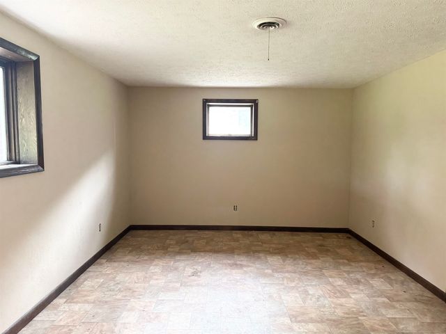 137 Willoughby Avenue, Huntington, WV 25705