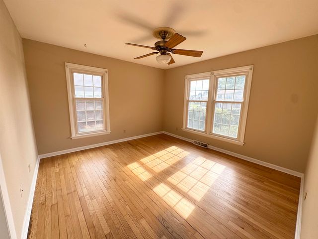 137 Willoughby Avenue, Huntington, WV 25705