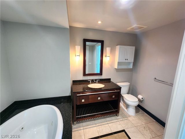 2700 South Las Vegas Boulevard 1506, Las Vegas, NV 89109