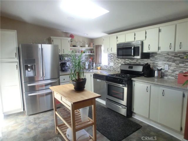 9282 Caughlin, Phelan, CA 92371
