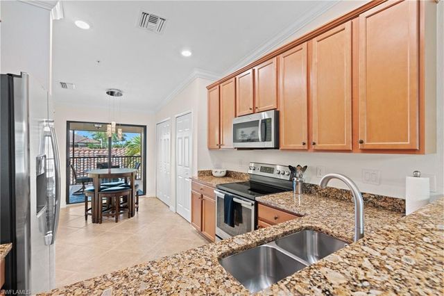 9529 Avellino WAY 2825, Naples, FL 34113