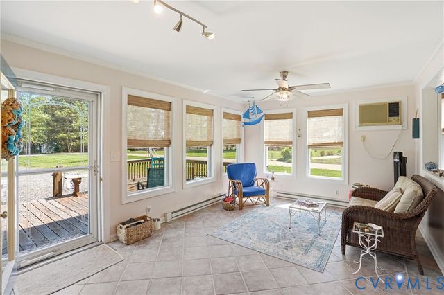 247 Salisbury Park Rd, Hague, VA 22469