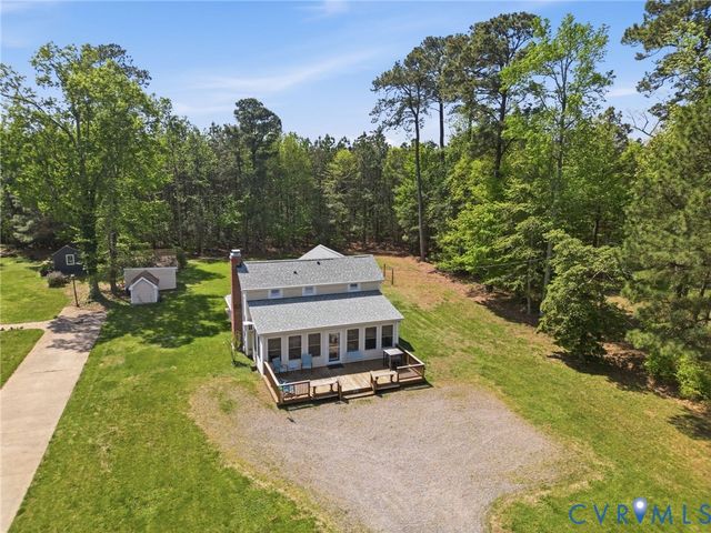 247 Salisbury Park Rd, Hague, VA 22469