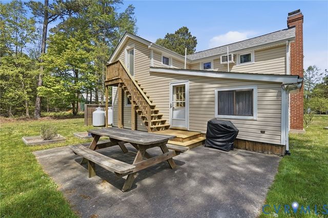 247 Salisbury Park Rd, Hague, VA 22469