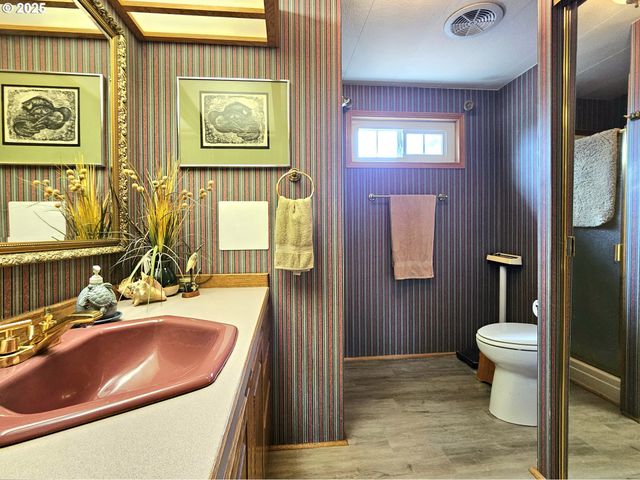 15961 BAY VIEW Dr, Brookings, OR 97415
