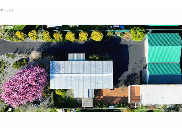 15961 BAY VIEW Dr, Brookings, OR 97415