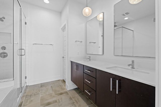 8922 Menchaca RD 1004, Austin, TX 78748