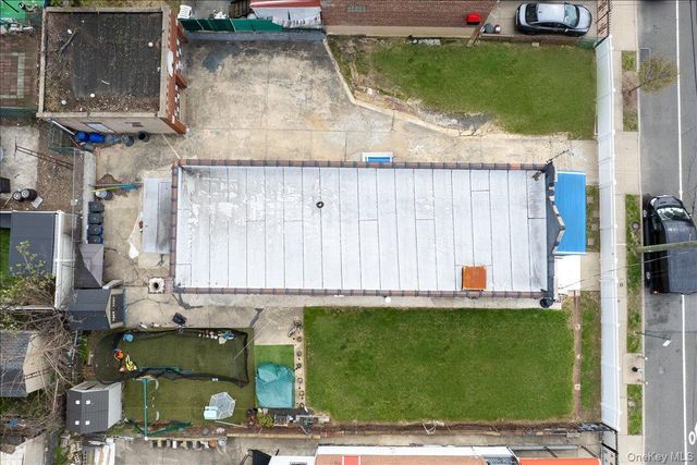 1021 E 213th Street, Bronx, NY 10469