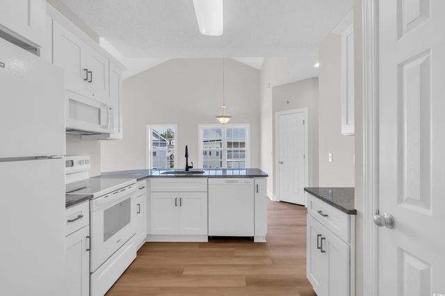 5038 Belleglen Ct Apt 202, Myrtle Beach, SC 29579