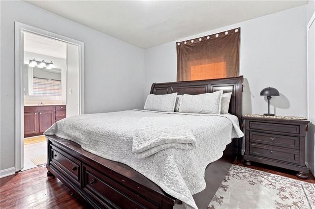 2307 NE 37th Terrace, Kansas City, MO 64116
