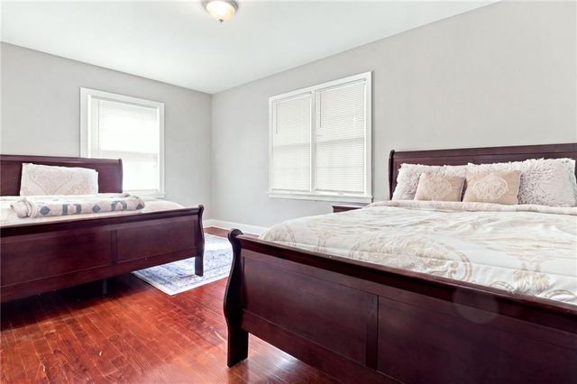 2307 NE 37th Terrace, Kansas City, MO 64116