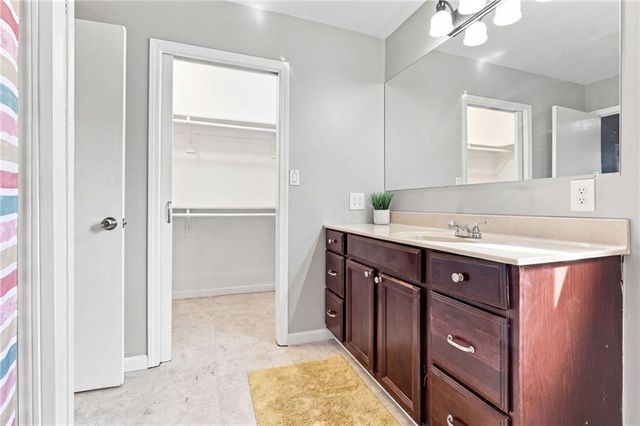 2307 NE 37th Terrace, Kansas City, MO 64116