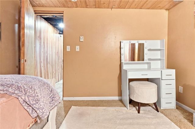 2307 NE 37th Terrace, Kansas City, MO 64116