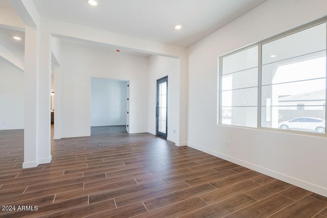 3823 W LODGE Drive, Laveen, AZ 85339