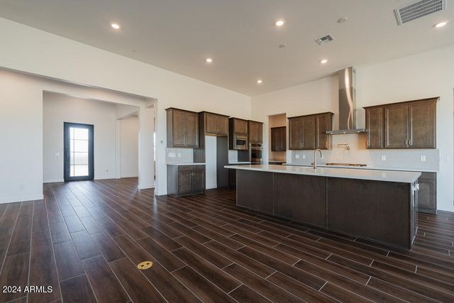 3823 W LODGE Drive, Laveen, AZ 85339