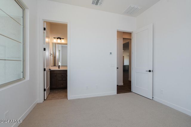 3823 W LODGE Drive, Laveen, AZ 85339