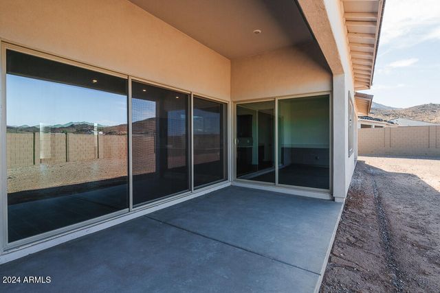 3823 W LODGE Drive, Laveen, AZ 85339