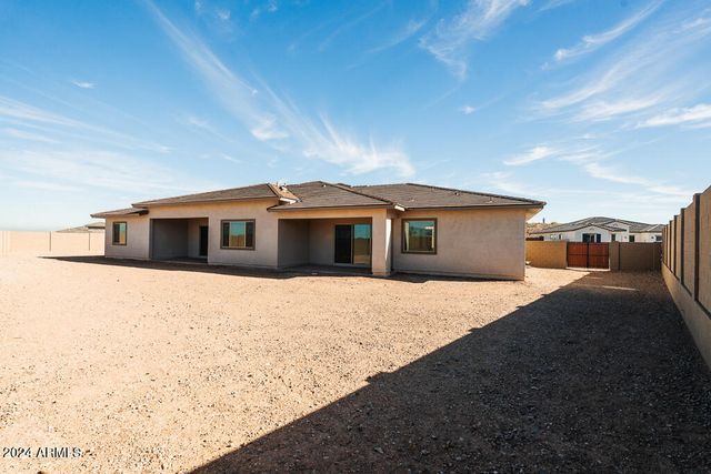 3823 W LODGE Drive, Laveen, AZ 85339