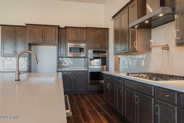 3823 W LODGE Drive, Laveen, AZ 85339