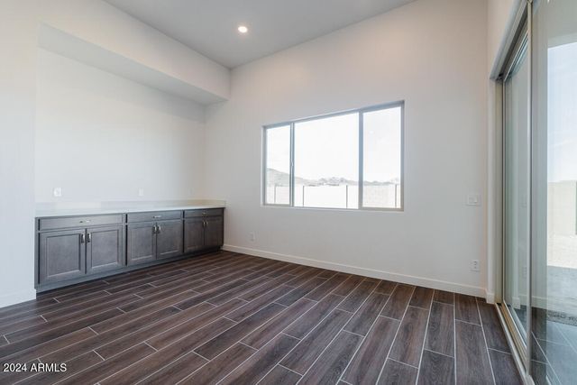 3823 W LODGE Drive, Laveen, AZ 85339