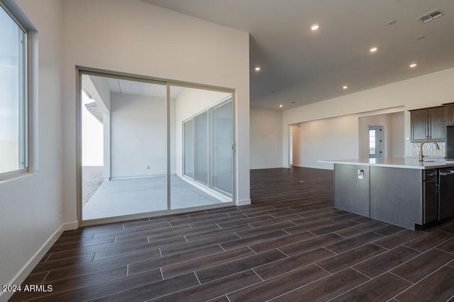 3823 W LODGE Drive, Laveen, AZ 85339