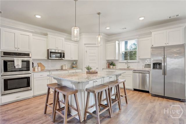 69 Whitebark Trail, Richmond Hill, GA 31324