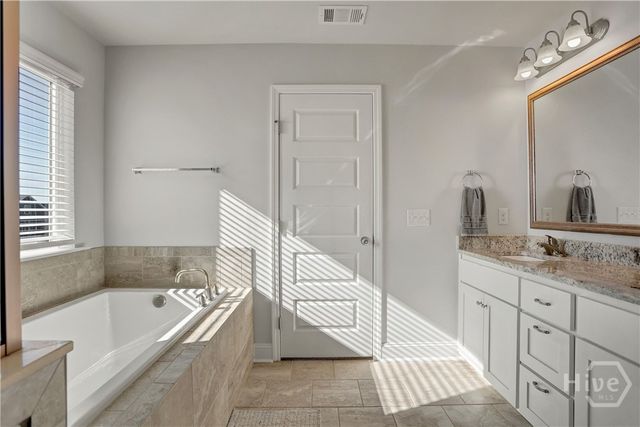 69 Whitebark Trail, Richmond Hill, GA 31324