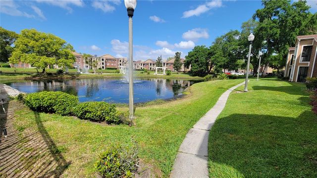 5600 DEVONBRIAR WAY N202, Orlando, FL 32822