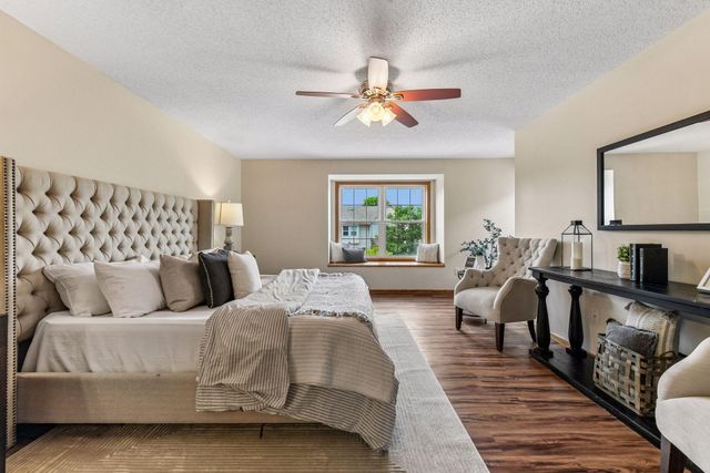 1014 Heldt Street, Chaska, MN 55318