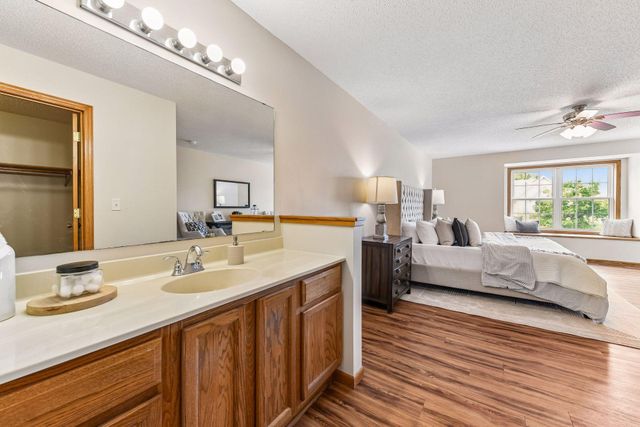 1014 Heldt Street, Chaska, MN 55318